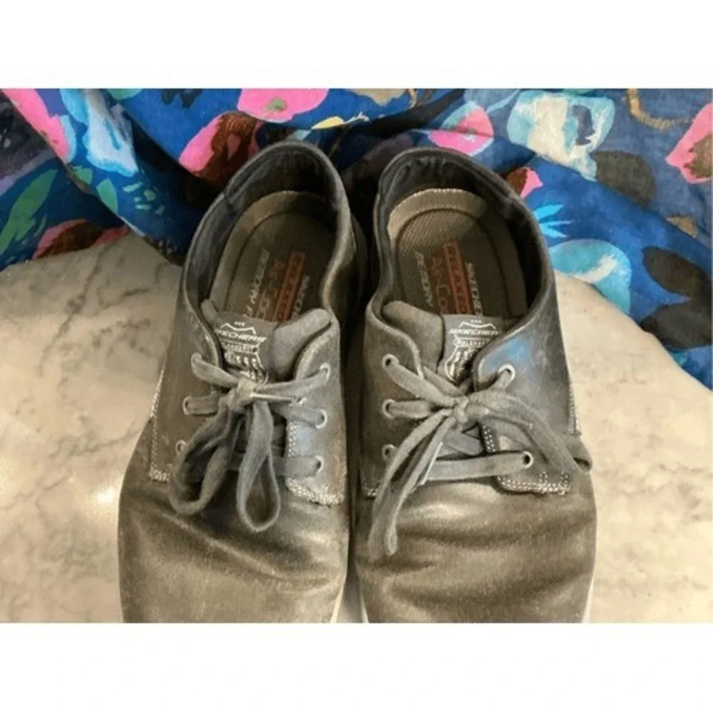 Sketchers Relaxed Fit Air-Cooled Memory Foam Gray Leather Shoes Mens‎ 8.5 Tennis